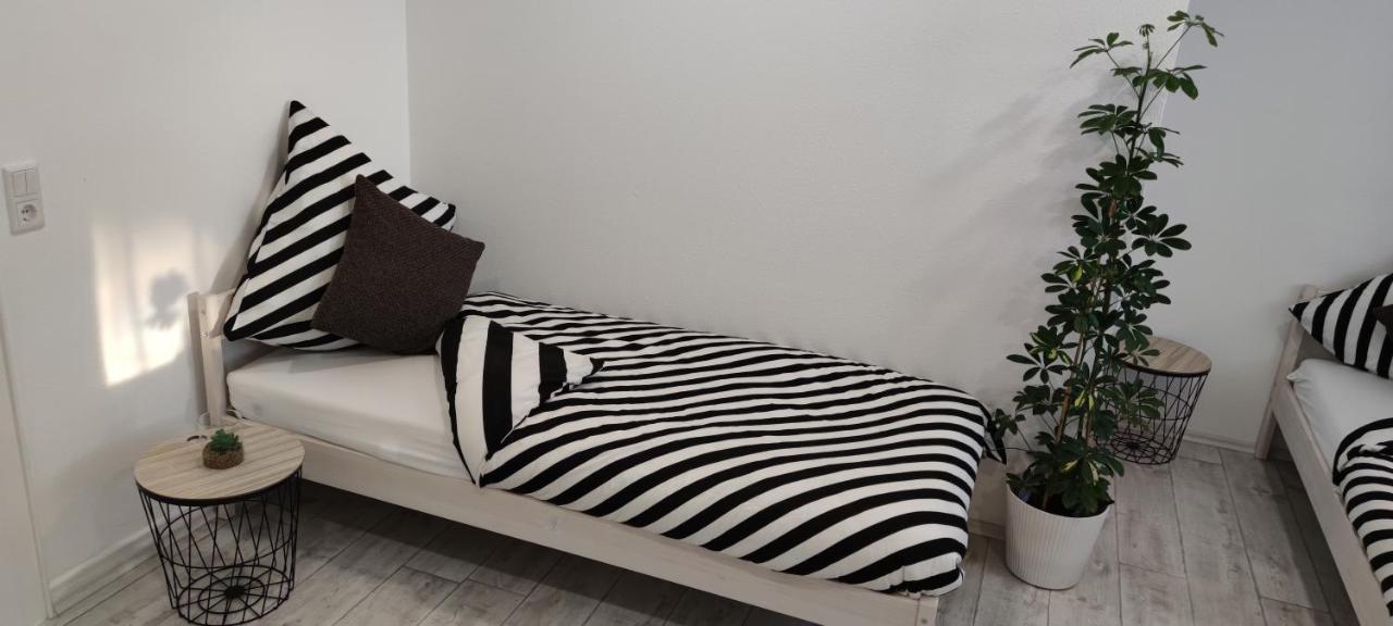 Schoene Und Optimal Gelegene Wohnung Weisskirchen Экстерьер фото
